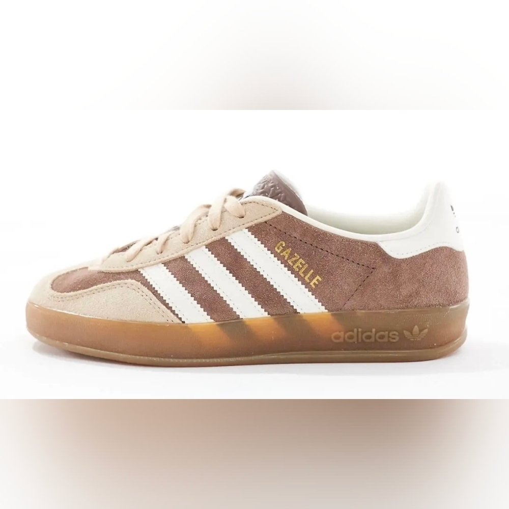 NWT Adidas Originals Gazelle Indoor Sneakers Beige And White